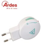 Scaccia Zanzare Elettronico 230 V~ Con Spina 10 A 2P, Provvisto Di Manopola Per La Regolazione Del Raggio D’Azione,Emette Frequenze Acustiche Continue E Regolabili Che Allontanano Le Zanzare Femmine  PP1601